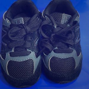 Infant/toddler sneakers